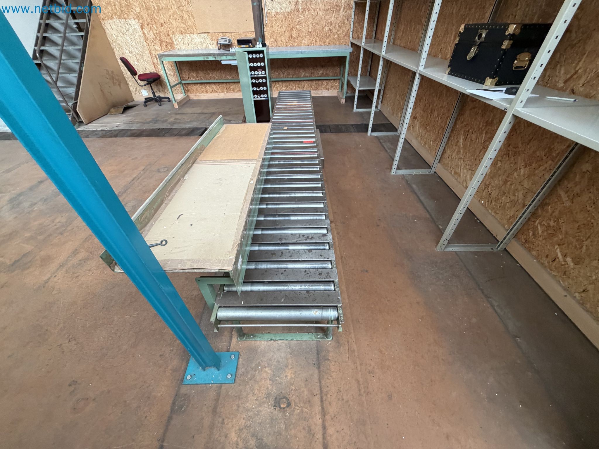 Waage integriert in Rollenbahn Berkel ED-60T